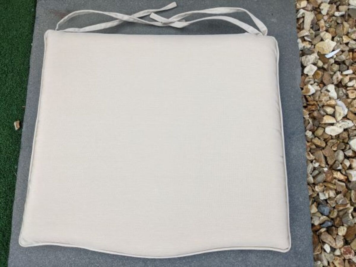 Chair-cushion-Cream.jpg